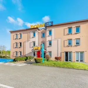 Hotelf1 Lyon Bourgoin-jallieu France